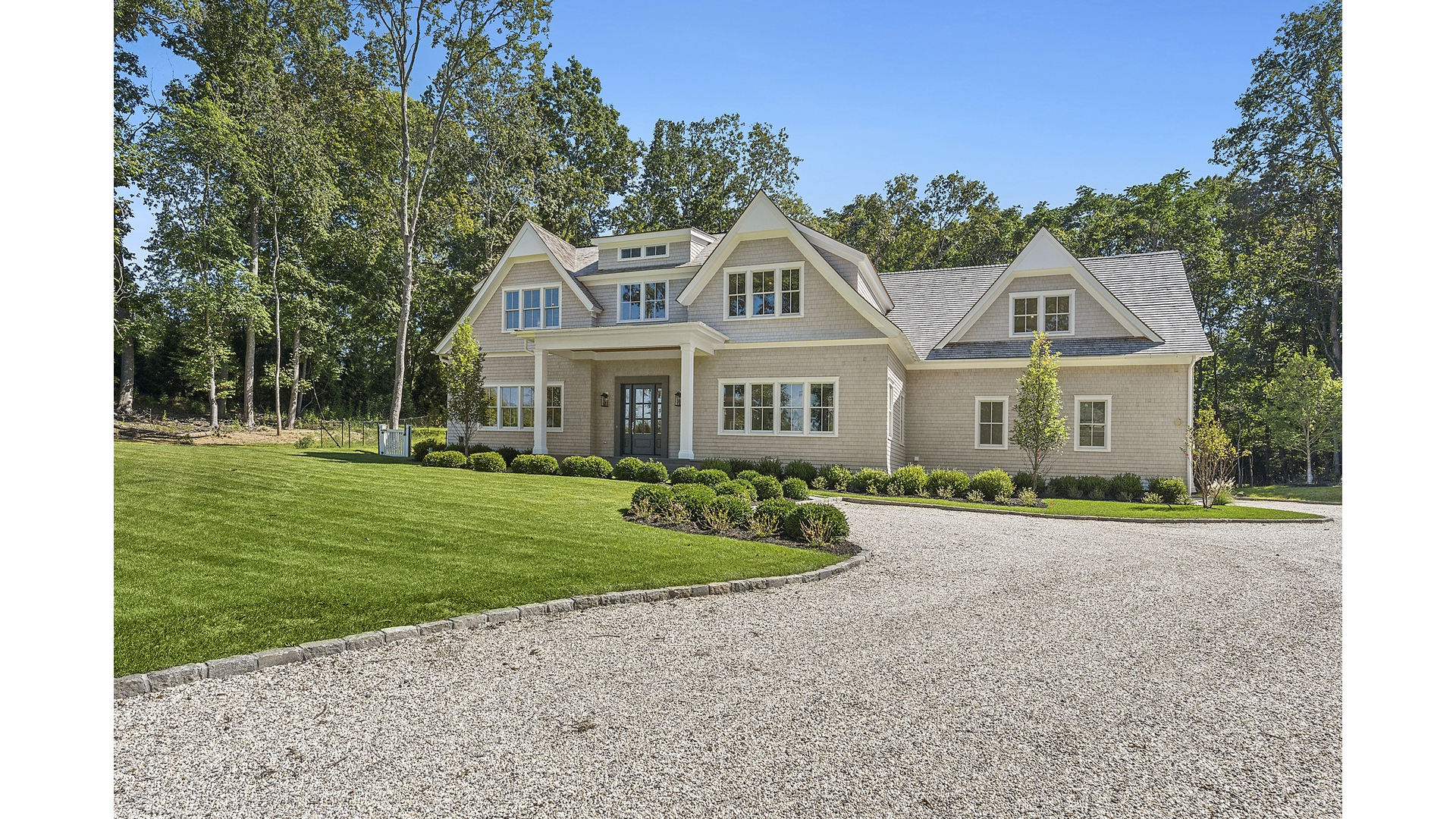 2524 Noyack Rd photo 5