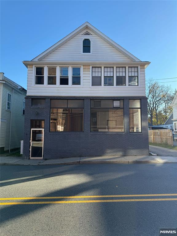 9 KIEL AVE, BUTLER, NJ 07405 | 25038315