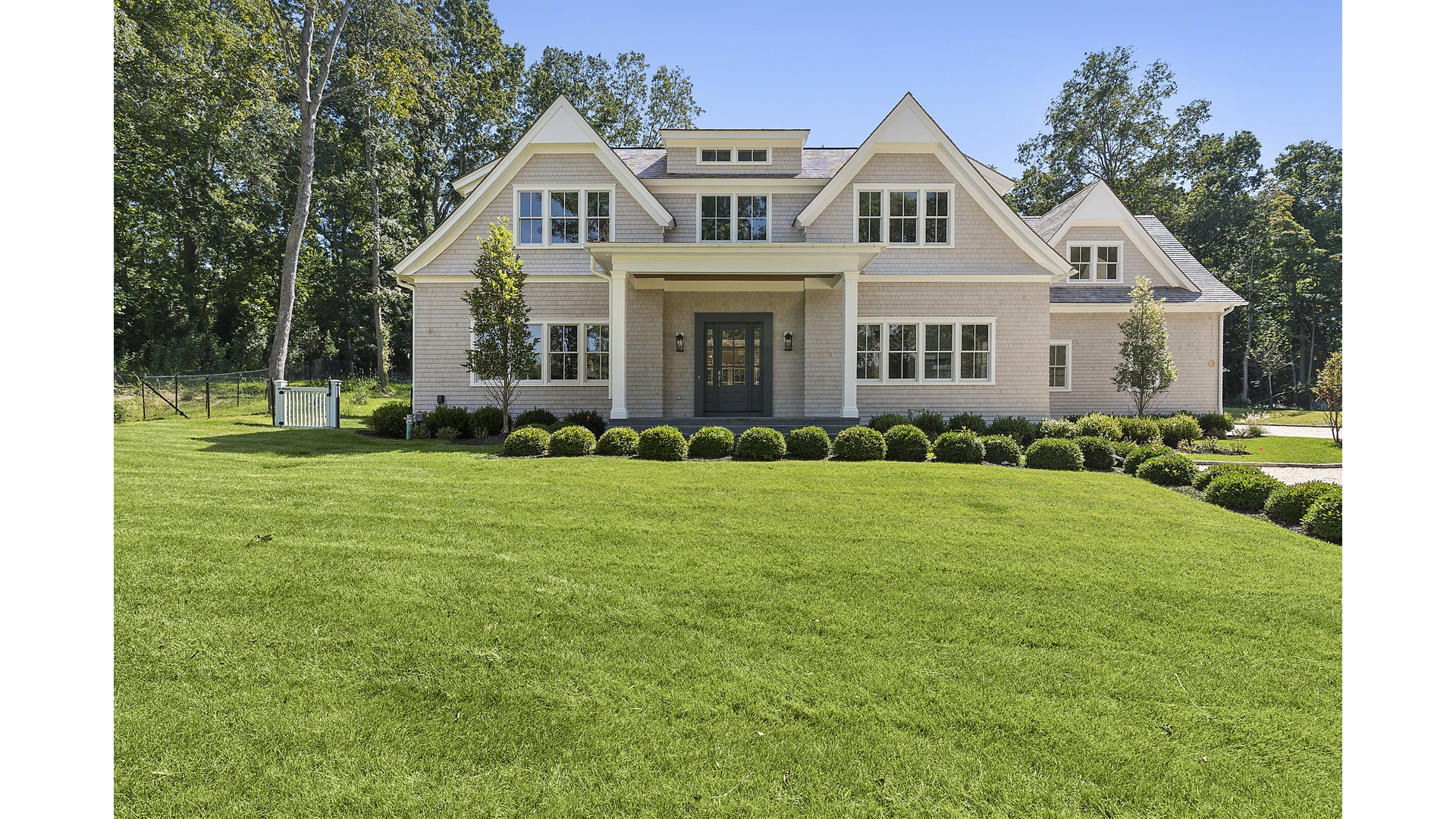 2524 Noyack Rd photo 7