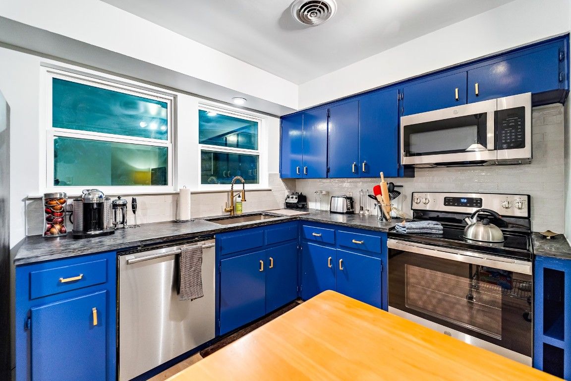 Interior, Kitchen, Stainless Steel Appliances