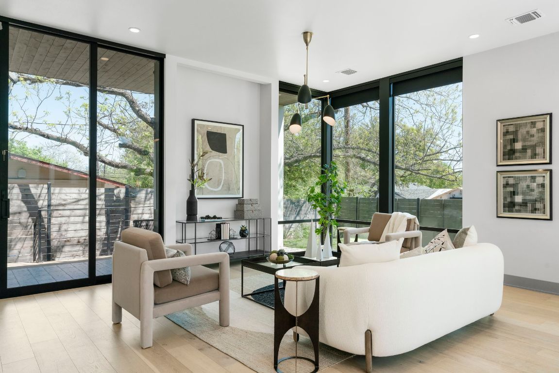 Interior, Living room, Pendant Lights, Recessed Lighting, Wood Texture Flooring