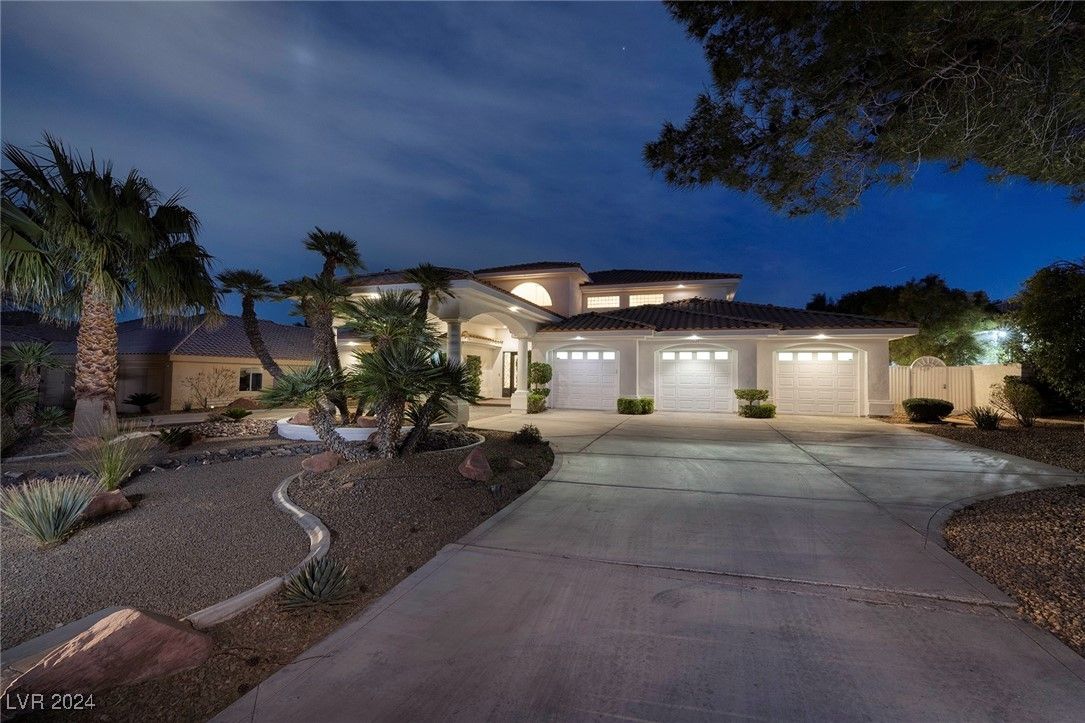 Attached, Backyard, Exterior, Facade, Mediterranean