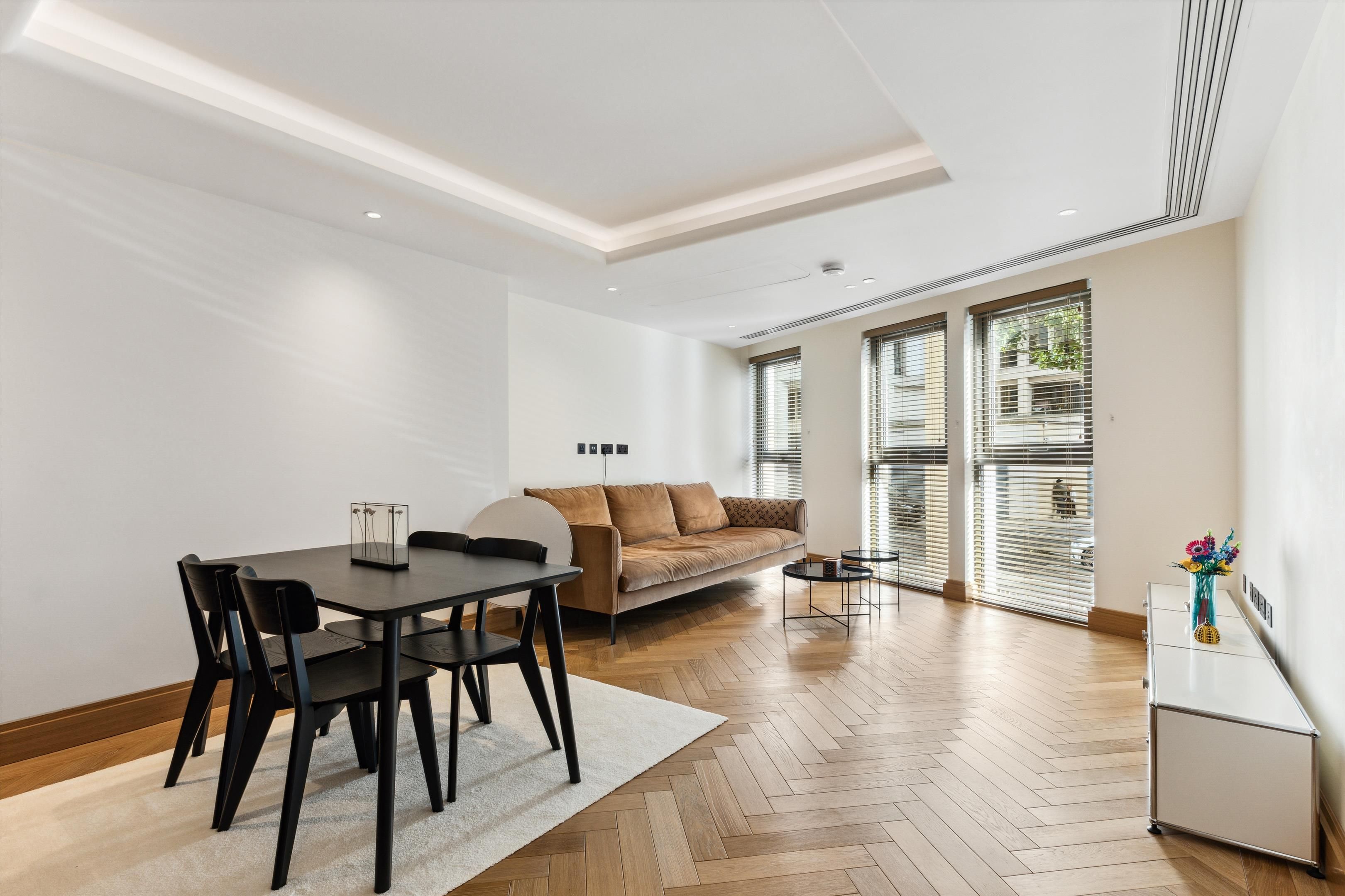 Dining room, Interior, Living room, Recessed Lighting, Wood Texture Flooring
