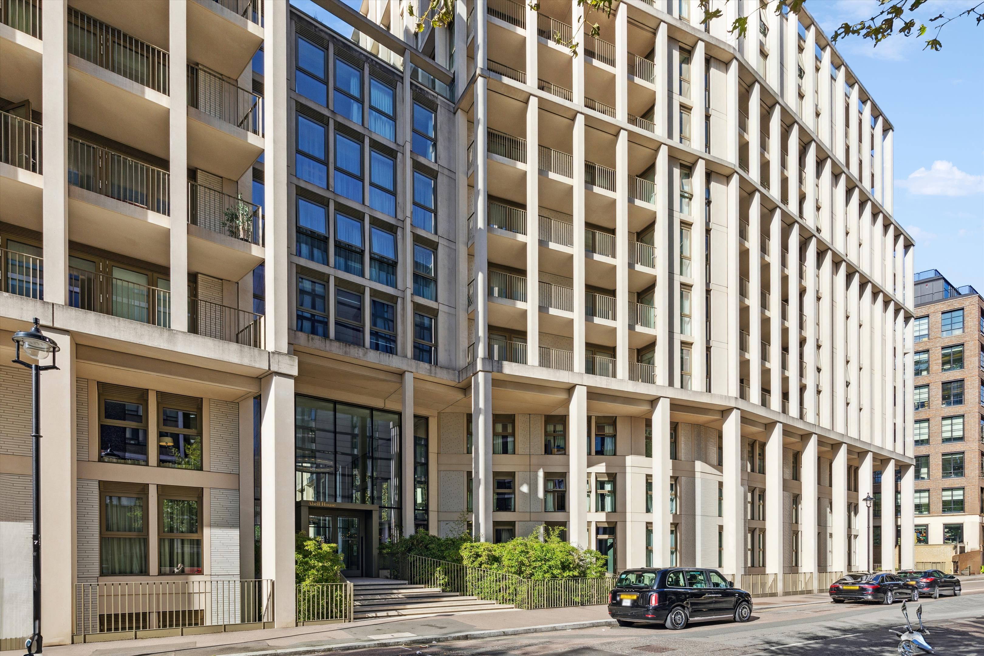 Exterior, Facade, Condo Building