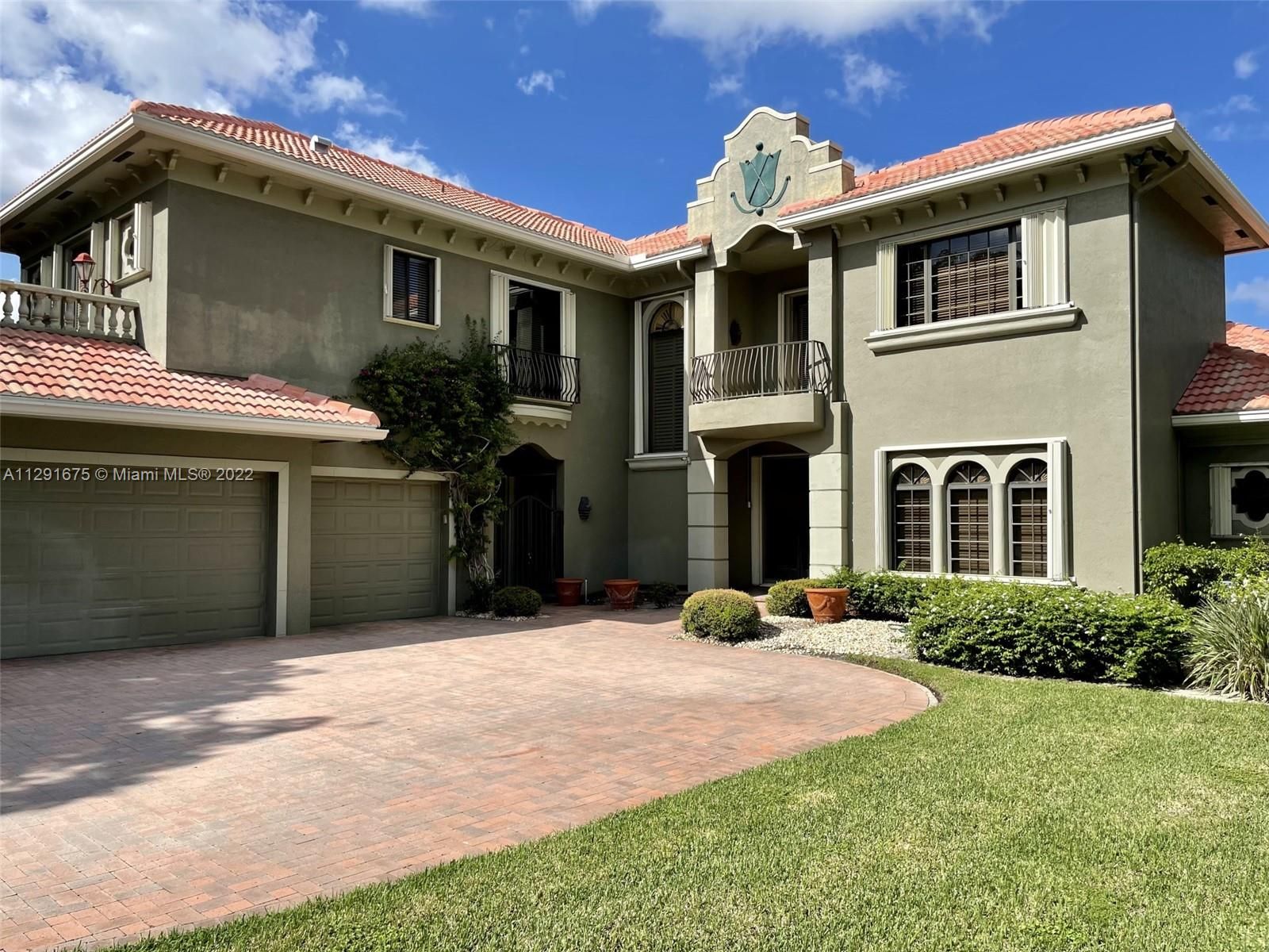 Attached, Backyard, Exterior, Facade, Mediterranean