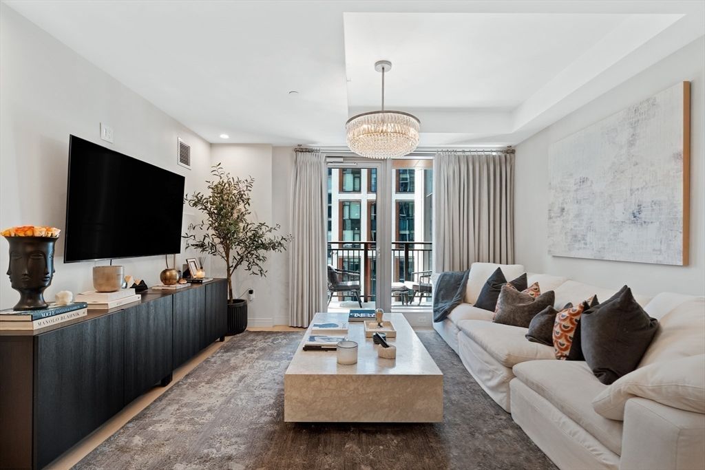 Chandelier, Interior, Living room, Recessed Lighting