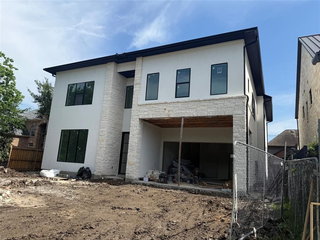 Backyard, Exterior, Facade, Modern