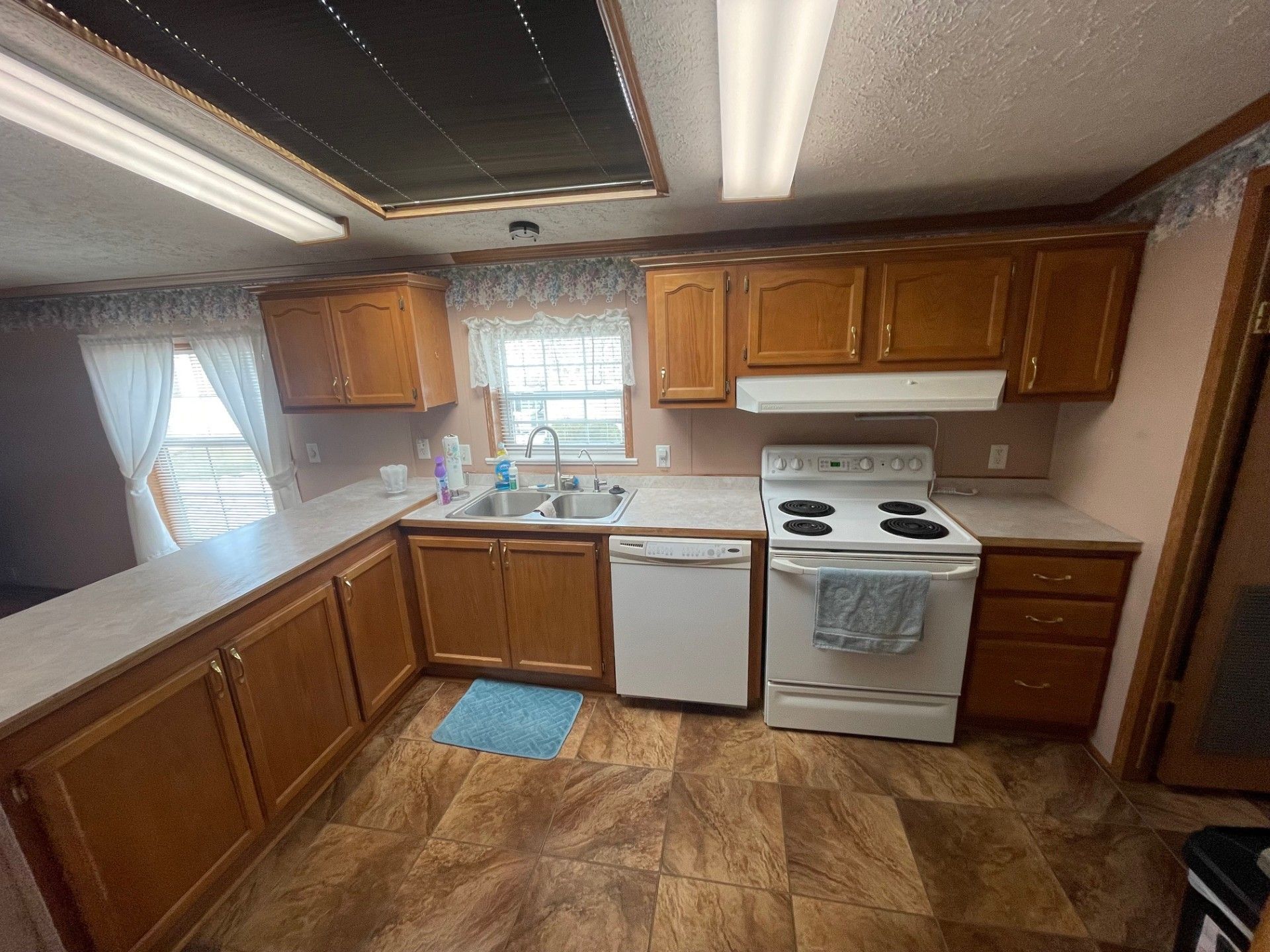 Interior, Kitchen