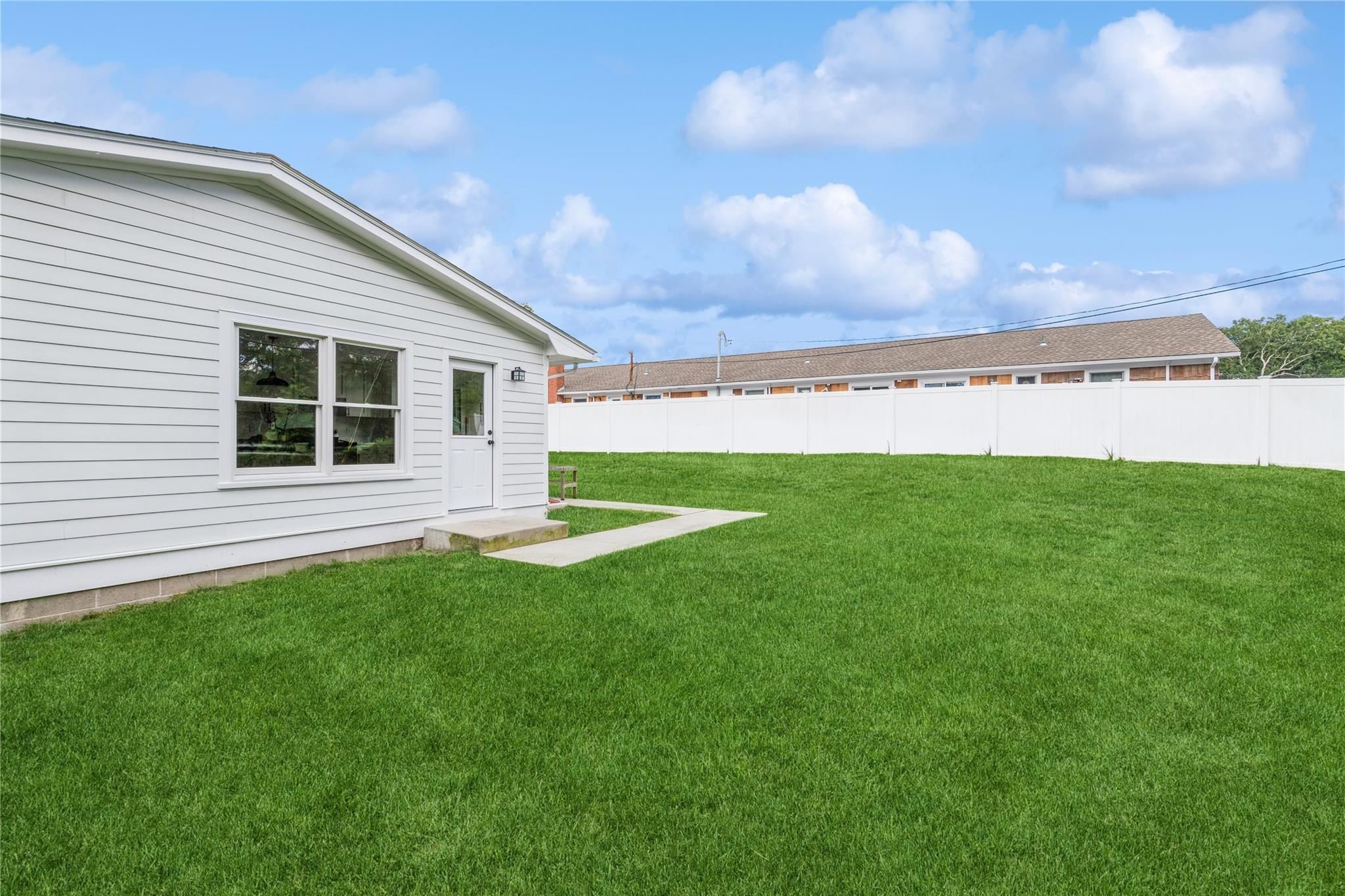 Backyard, Exterior