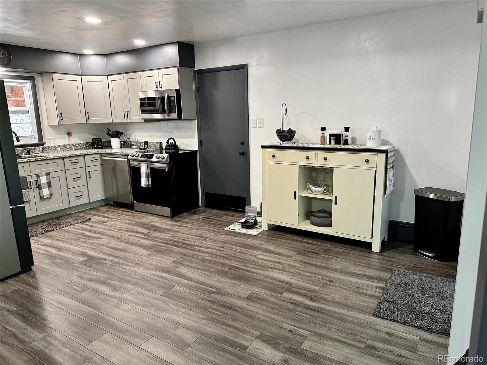 Interior, Kitchen, Recessed Lighting, Wood Texture Flooring