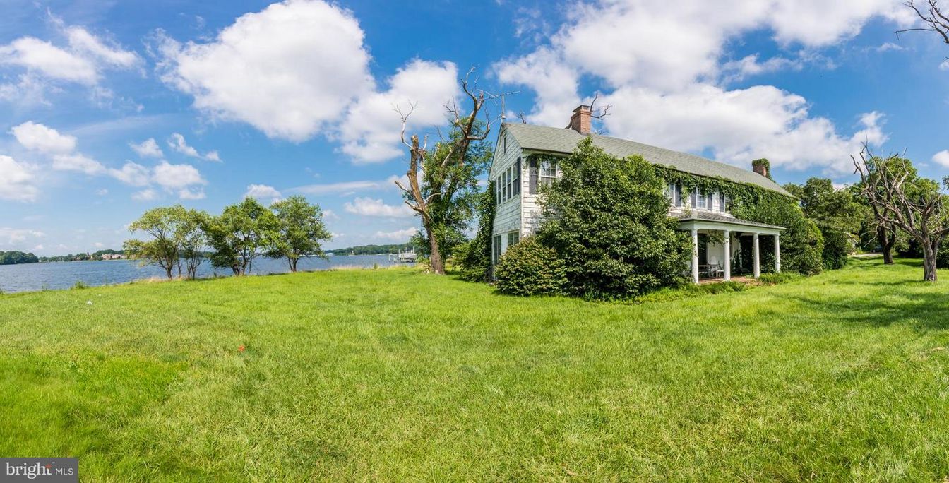 Backyard, Exterior, Water