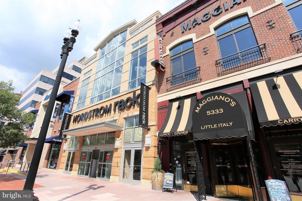 Exterior, Facade, Brick Facade, None