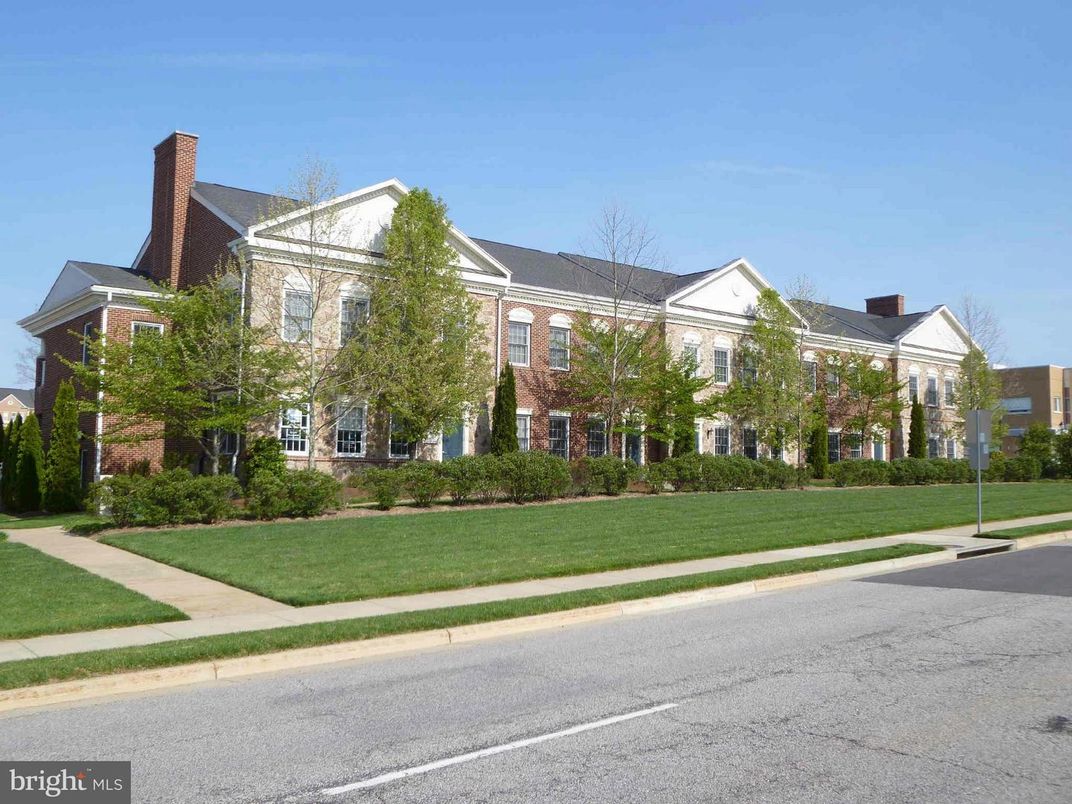 Exterior, Facade, Brick Facade, French Provincial