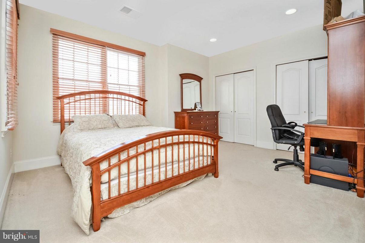 Bedroom, Home Office, Interior, Recessed Lighting