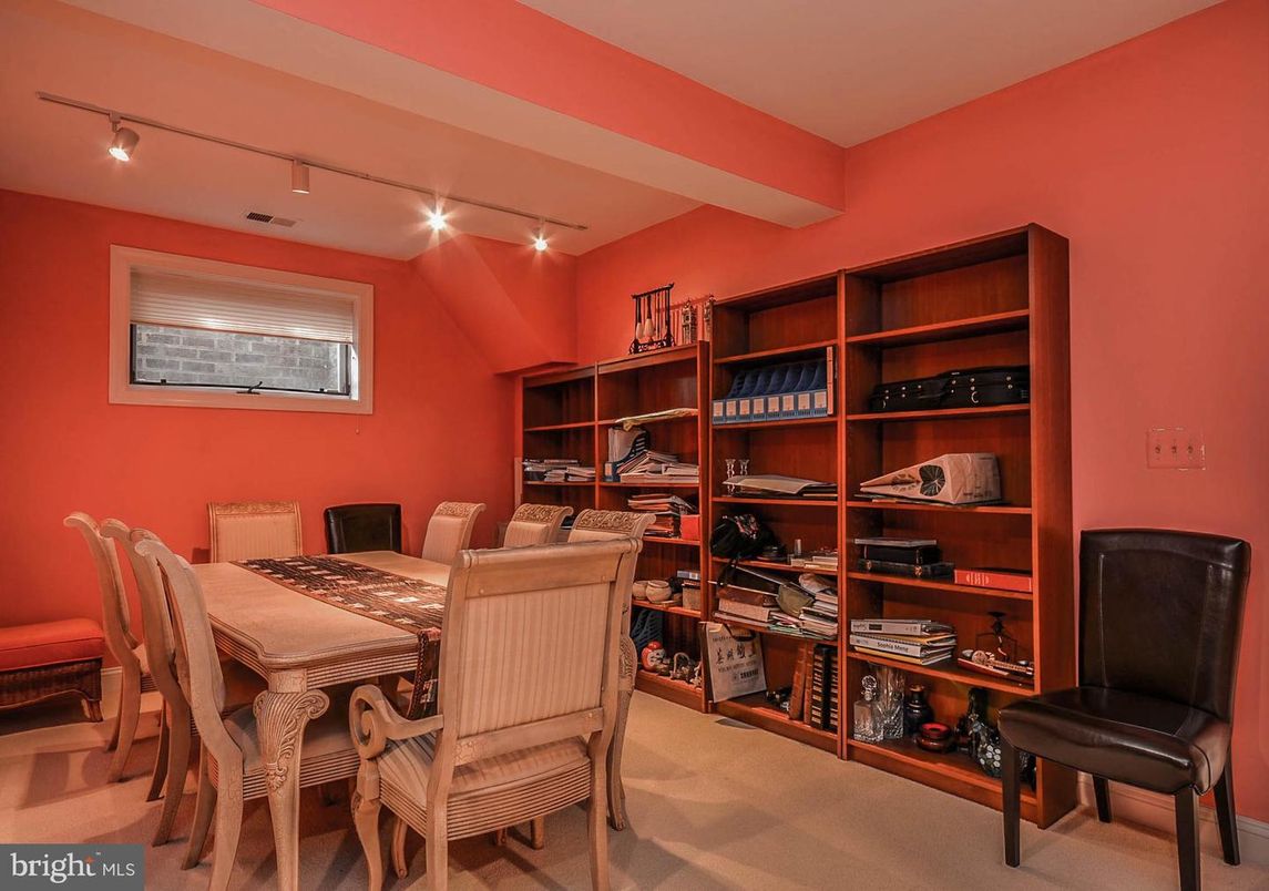 Dining room, Interior