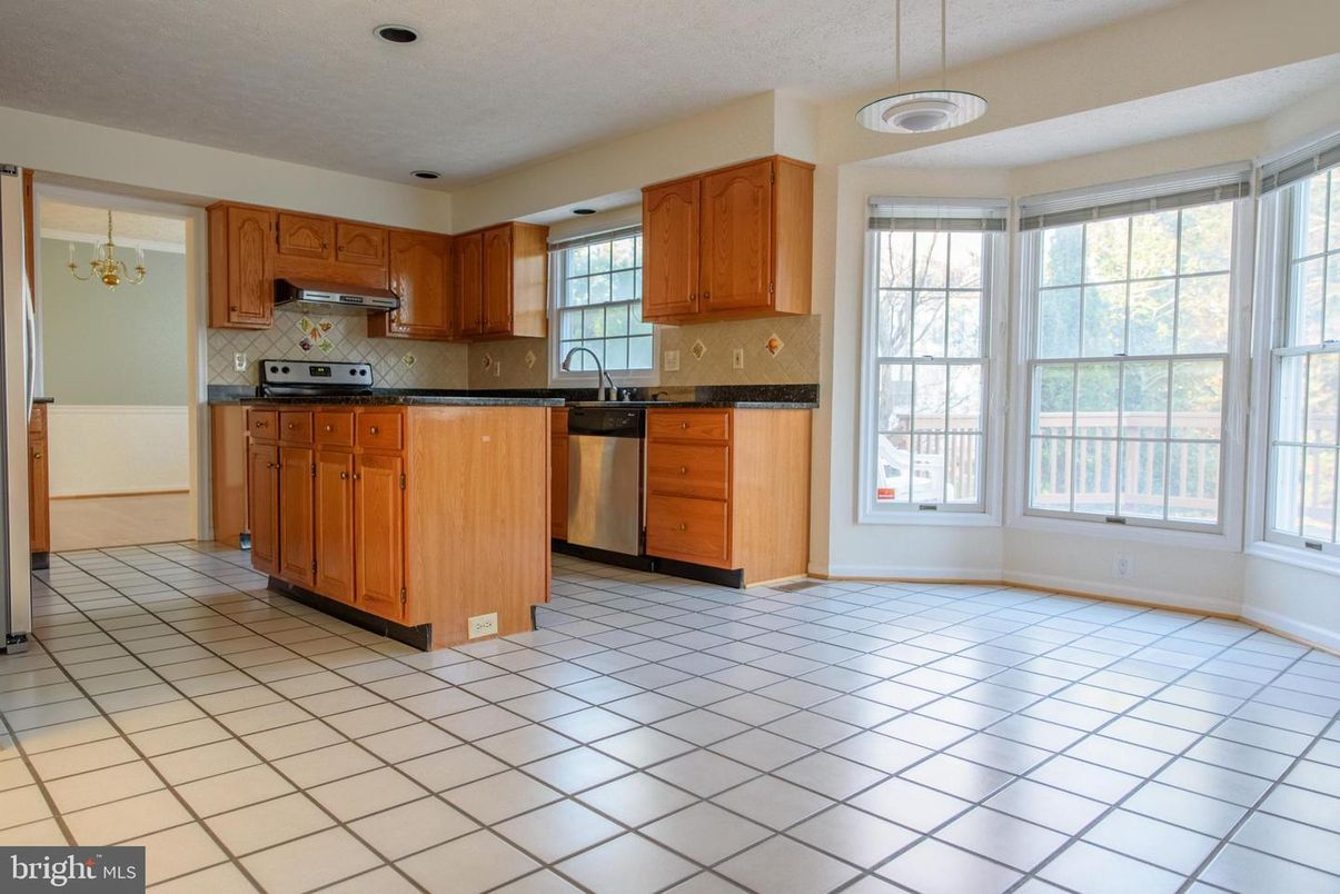 Interior, Kitchen, Pendant Lights, Recessed Lighting