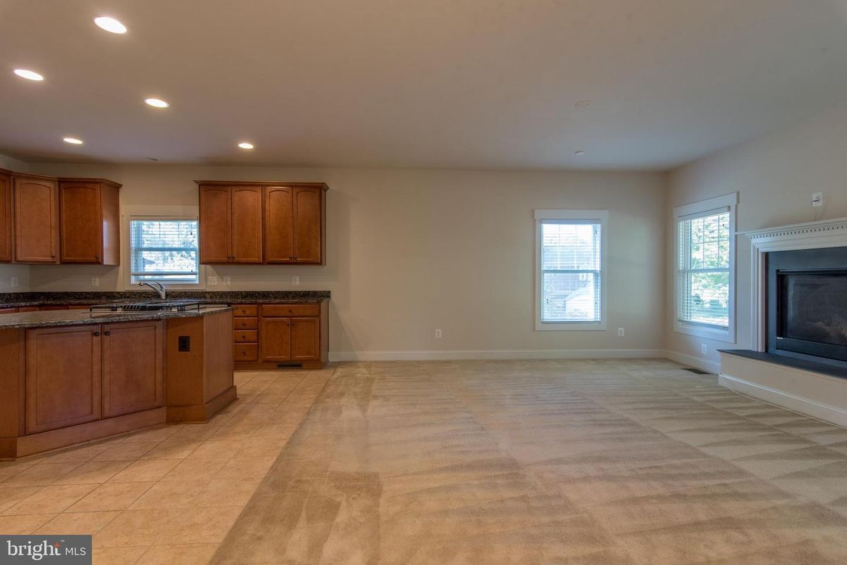 Empty room, Fireplace, Interior, Kitchen, Recessed Lighting