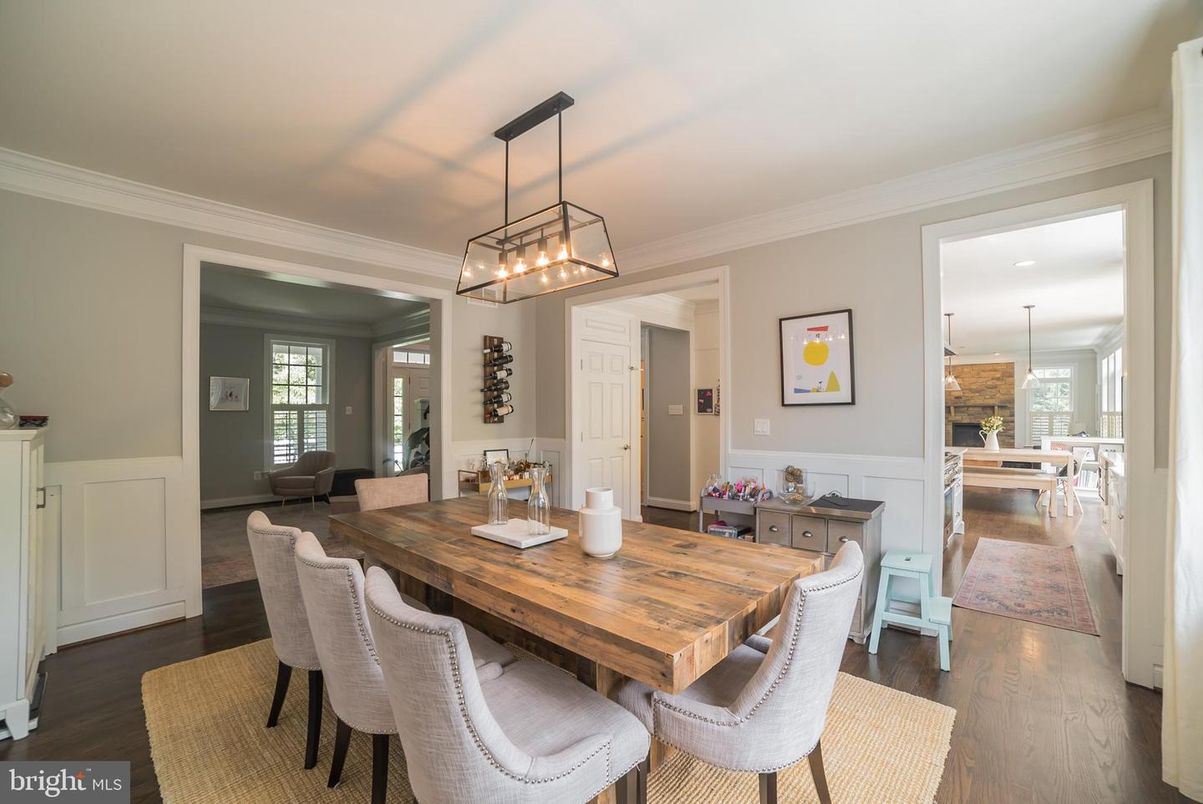 Chandelier, Dining room, Interior, Pendant Lights, Wood Texture Flooring