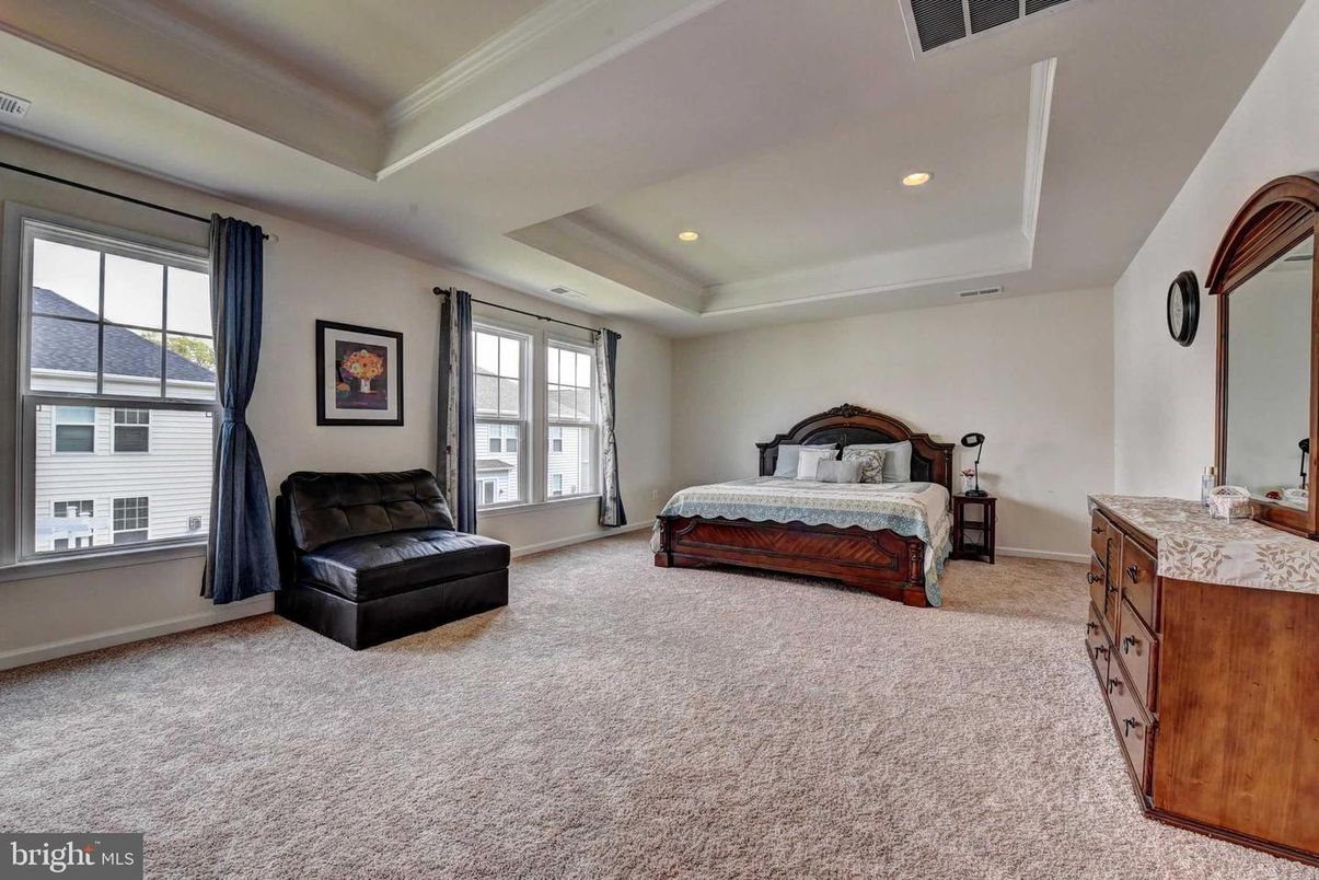 Bedroom, Interior, Recessed Lighting