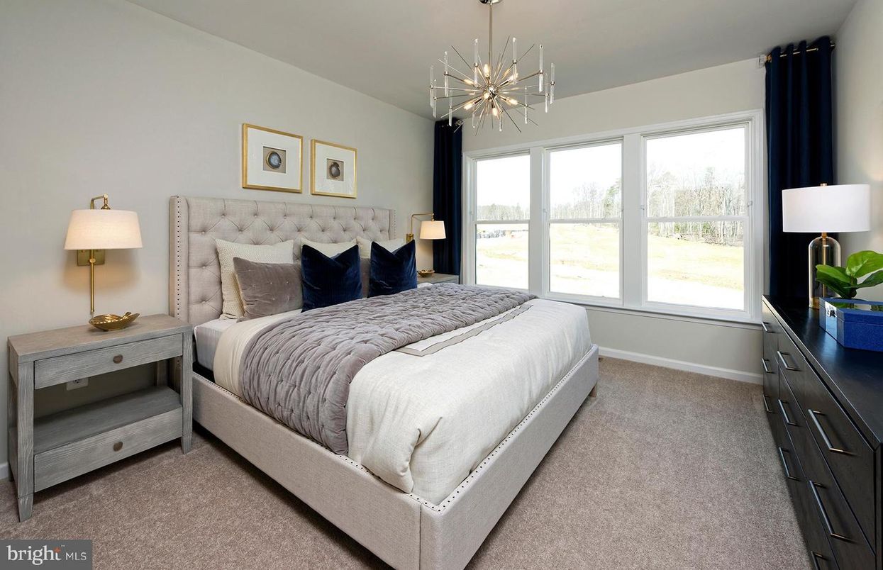 Bedroom, Interior, Pendant Lights