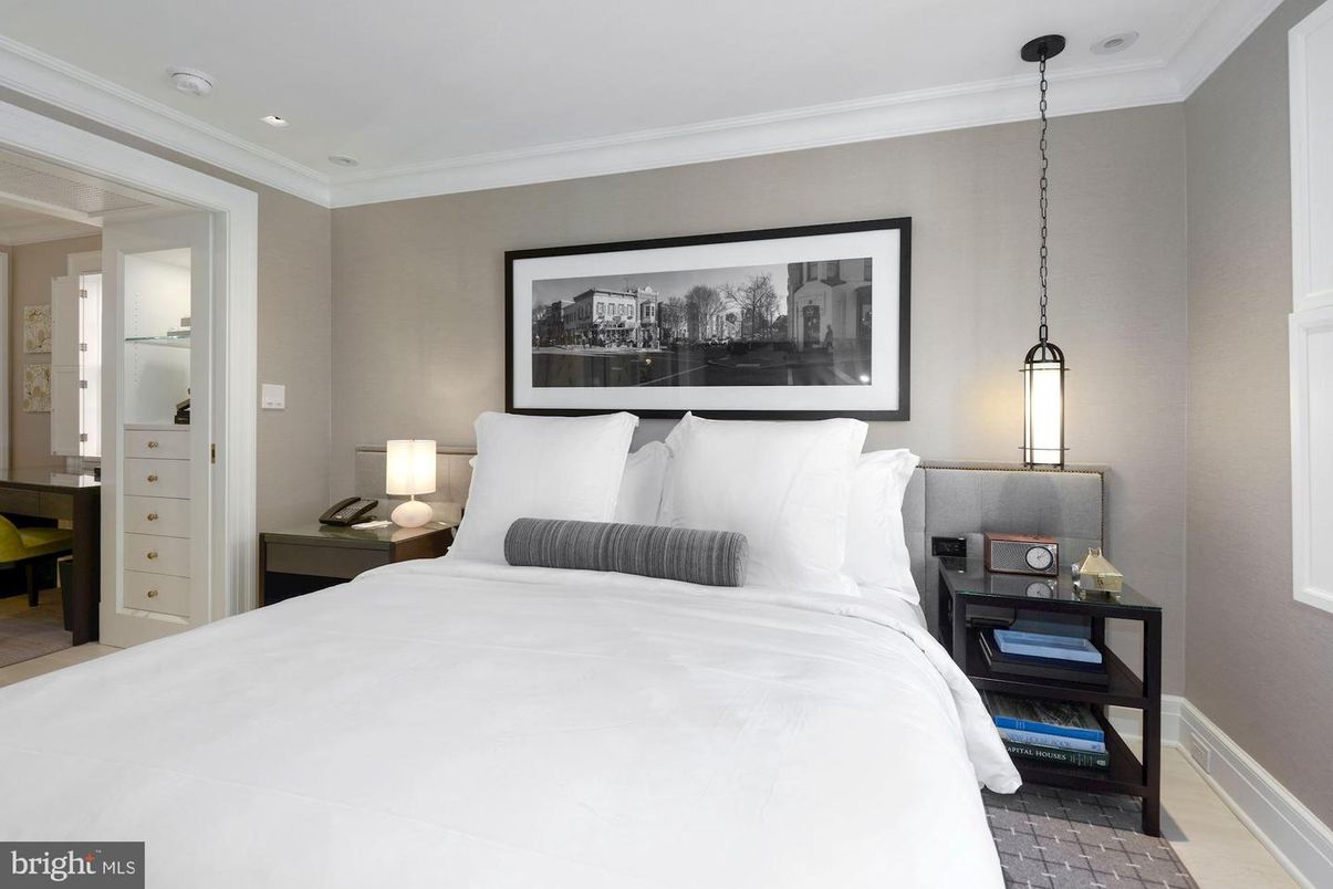 Bedroom, Interior, Pendant Lights, Recessed Lighting