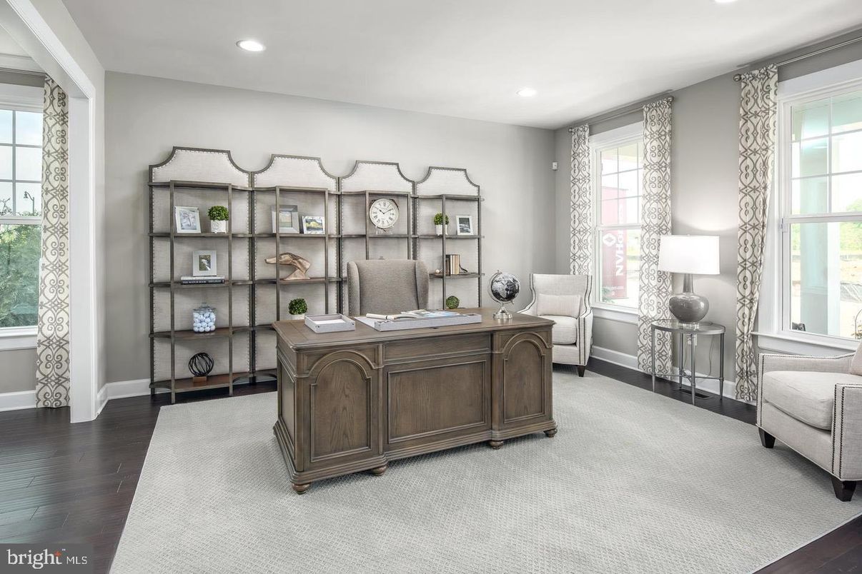 Home Office, Interior, Recessed Lighting, Wood Texture Flooring