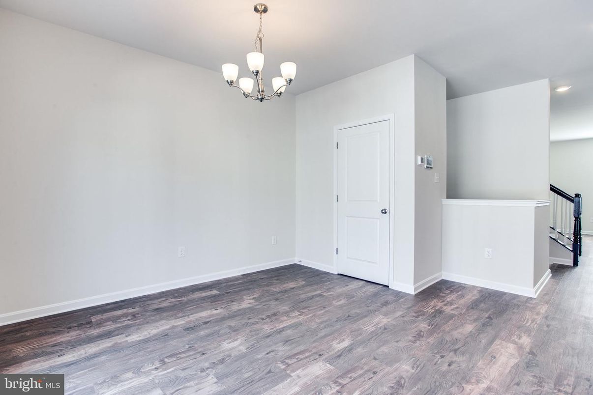Chandelier, Empty room, Interior, Recessed Lighting, Wood Texture Flooring