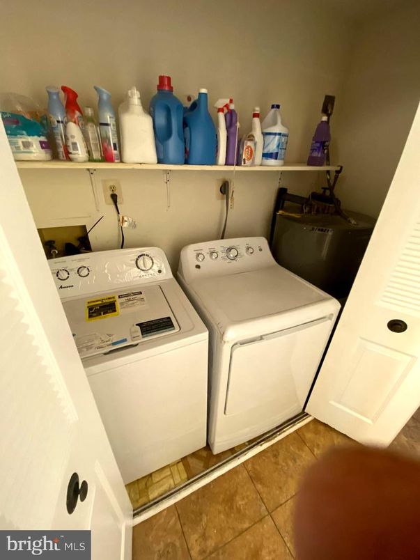 Interior, Utility Closets, Washer