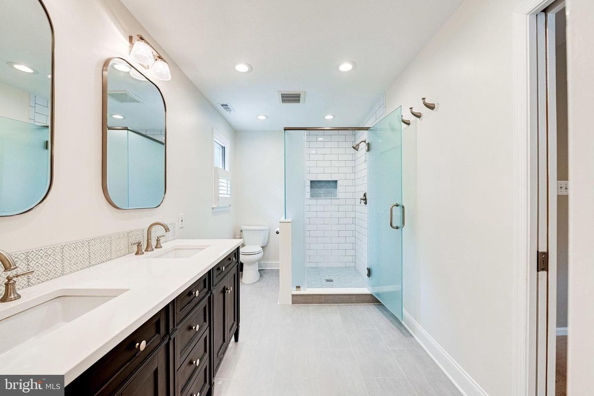 Bathroom, Dual Sink Vanities, Glass Shower, Interior, Recessed Lighting