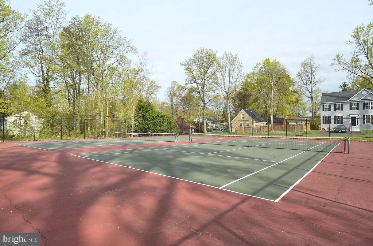 Exterior, Tennis Courts