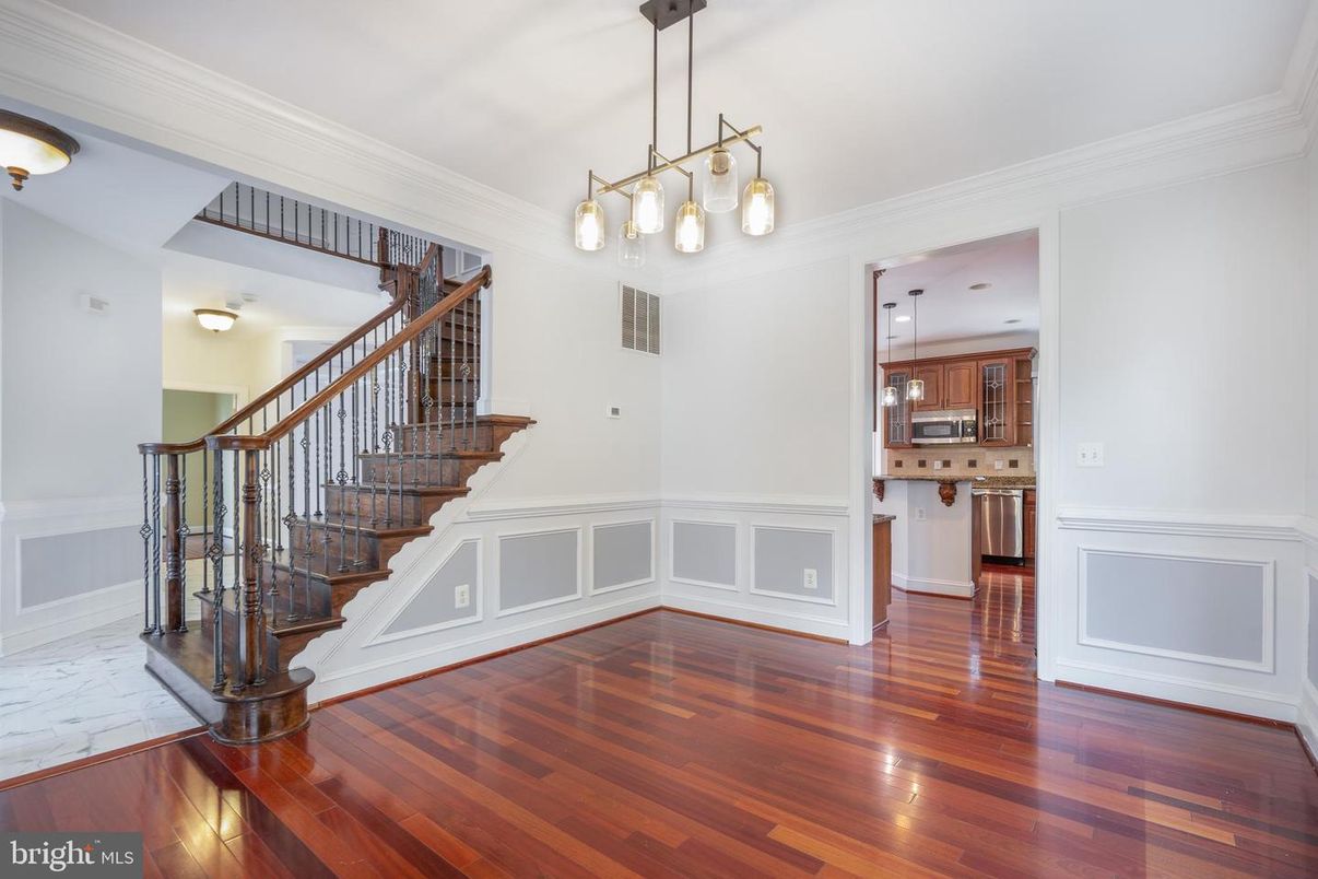 Empty room, Interior, Kitchen, Pendant Lights, Wood Texture Flooring