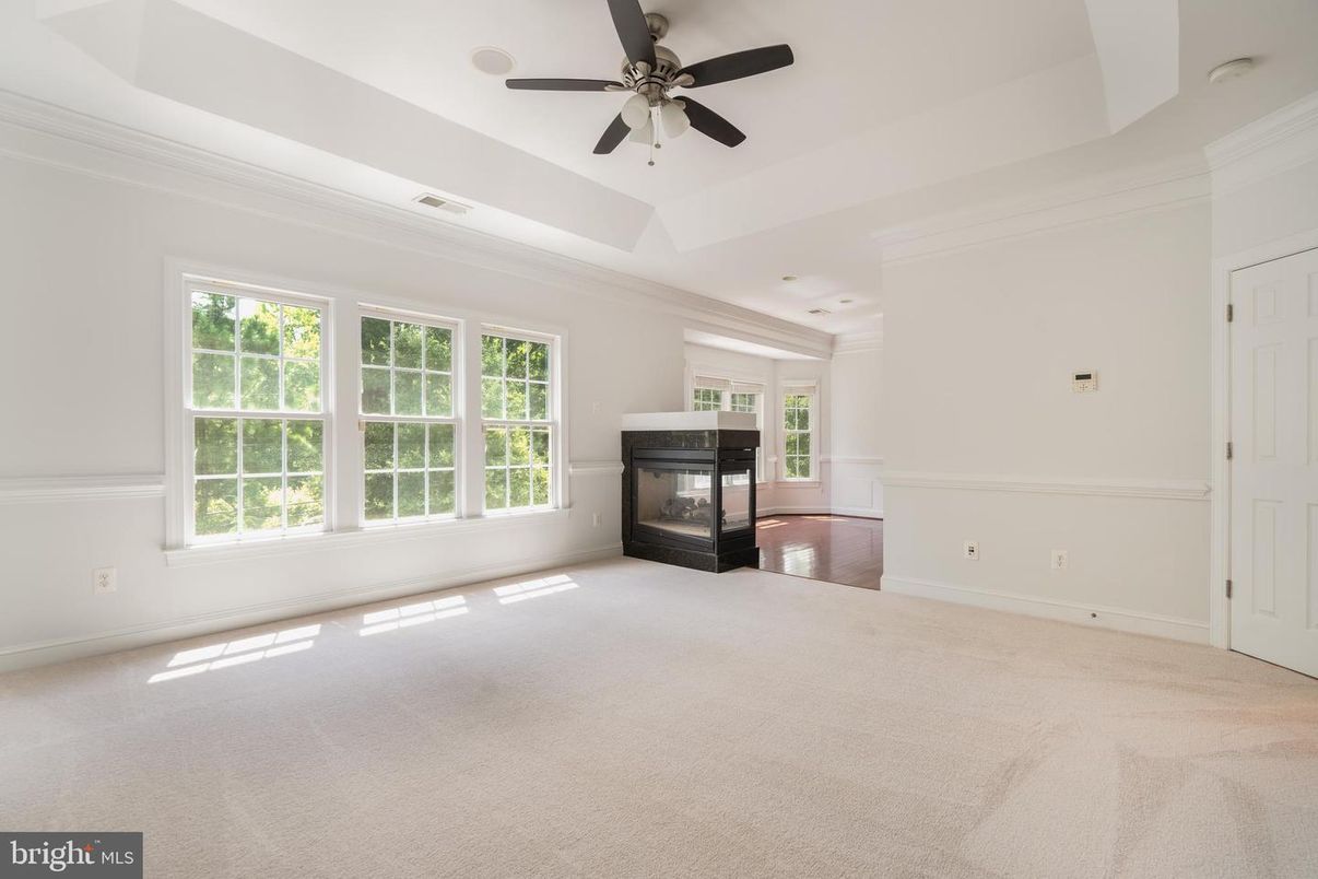 Empty room, Fireplace, Interior, Piano