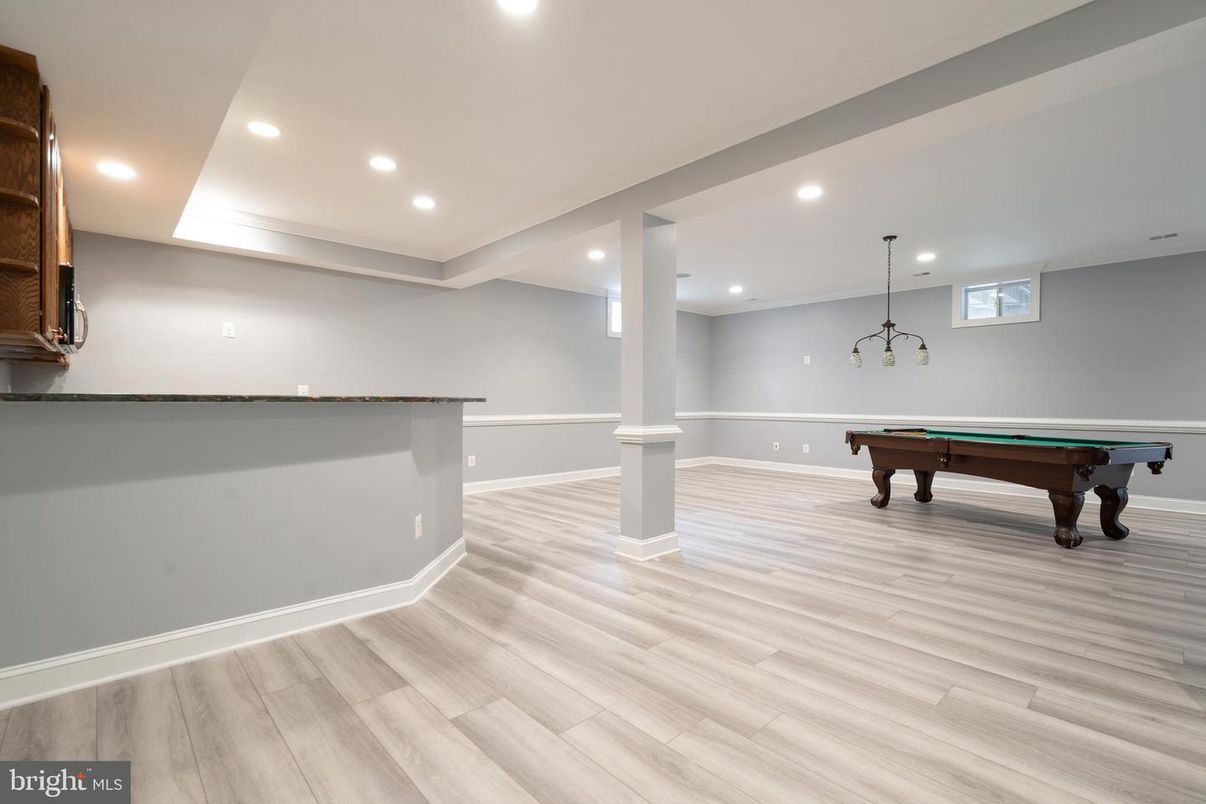 Billiard Table, Game Room, Interior, Pendant Lights, Recessed Lighting, Wood Texture Flooring