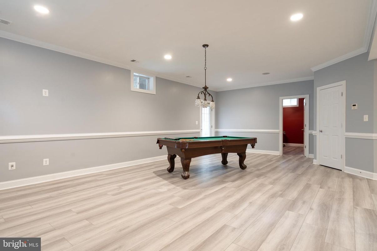Billiard Table, Game Room, Interior, Pendant Lights, Recessed Lighting, Wood Texture Flooring