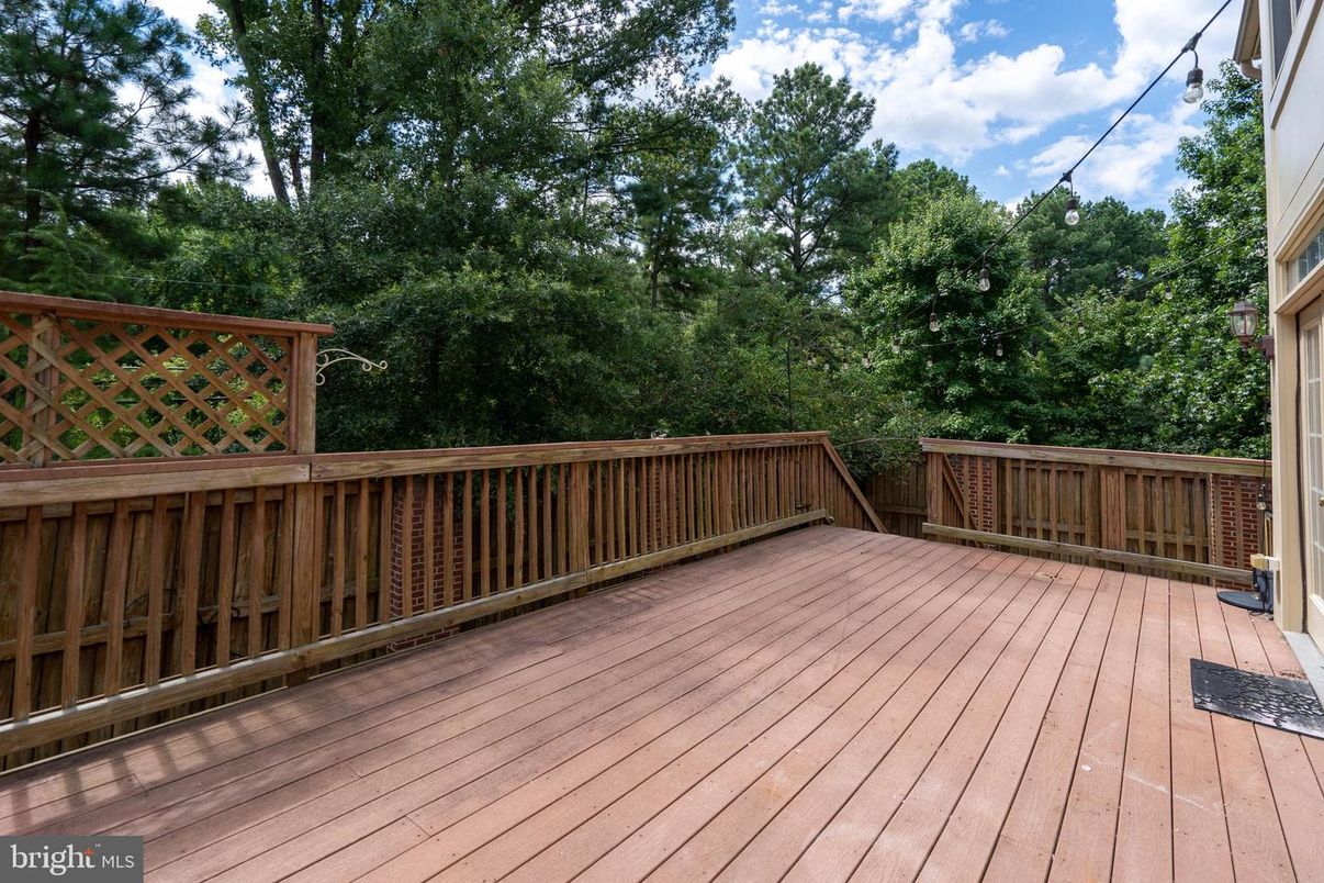 Exterior, Wood Texture Flooring