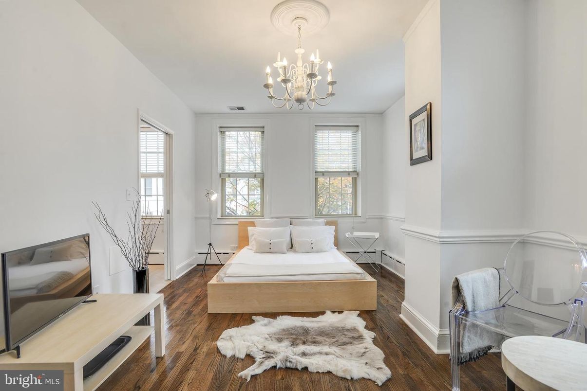 Chandelier, Interior, Wood Texture Flooring