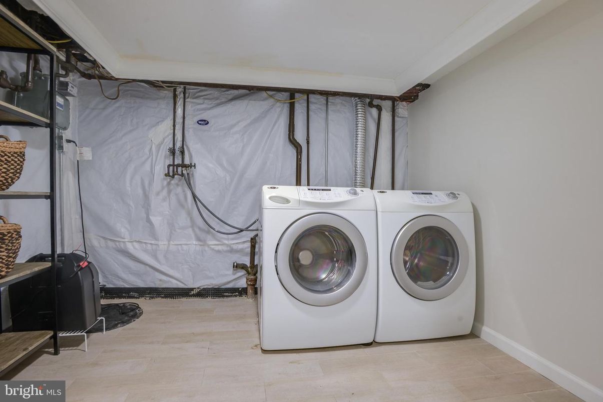 Interior, Washer