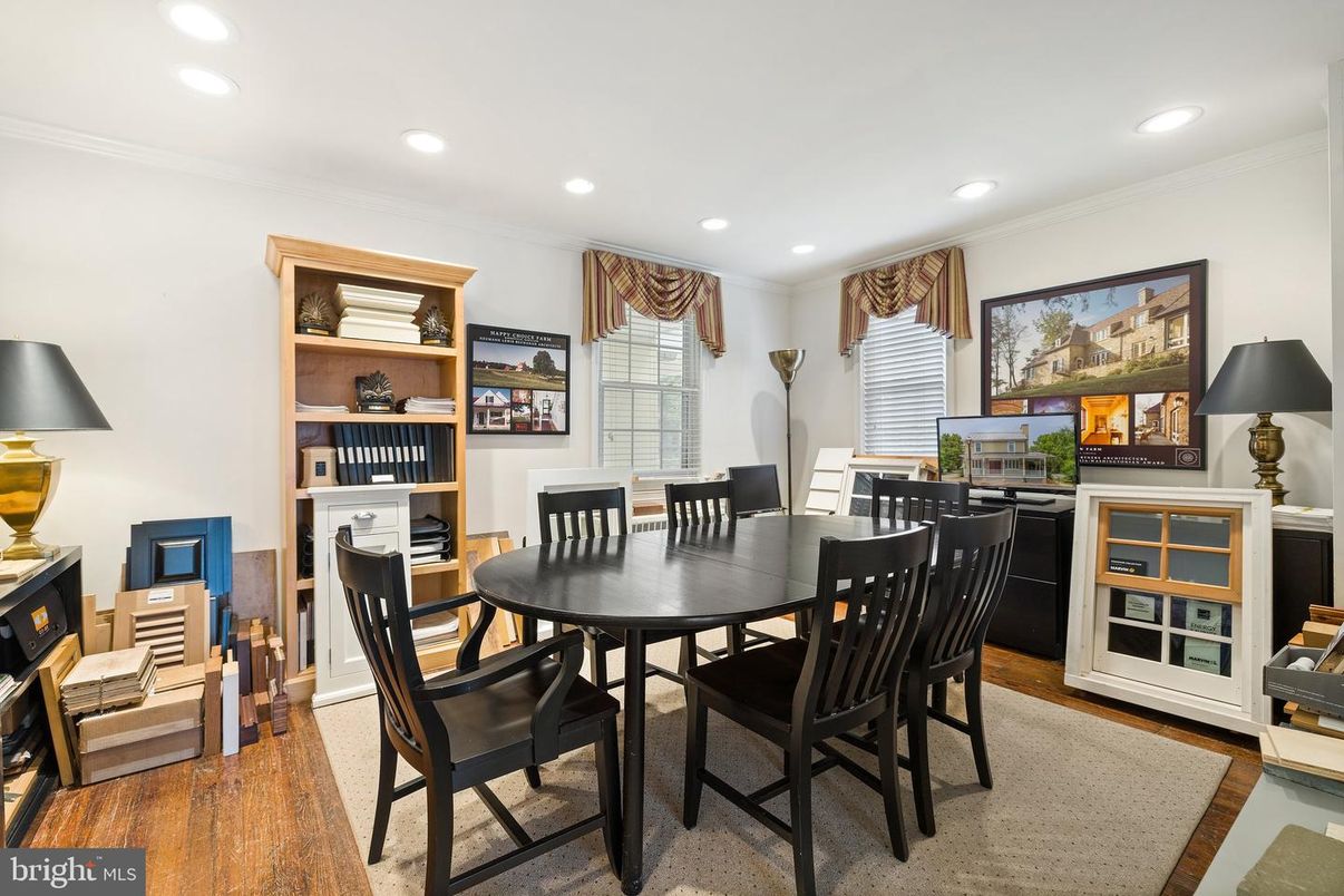 Dining room, Interior, Recessed Lighting, Wood Texture Flooring