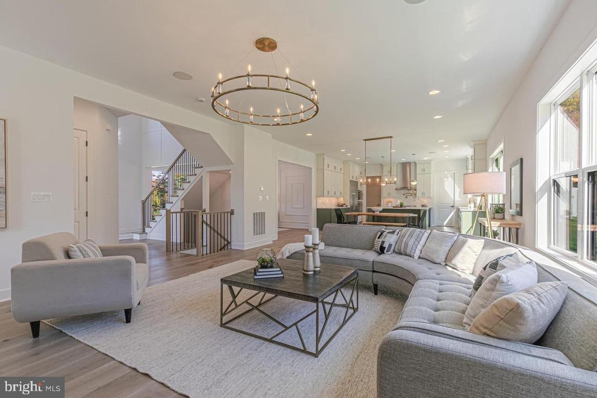 Chandelier, Interior, Kitchen, Living room, Pendant Lights, Recessed Lighting, Wood Texture Flooring