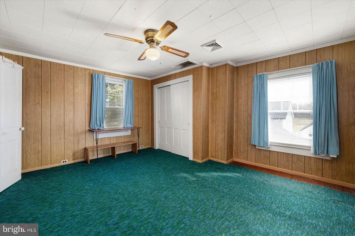 Empty room, Interior, Wooden Walls