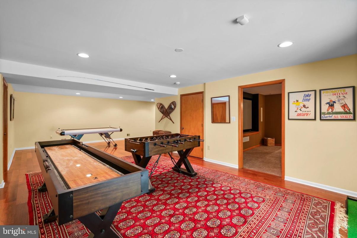 Game Room, Interior, Recessed Lighting, Wood Texture Flooring