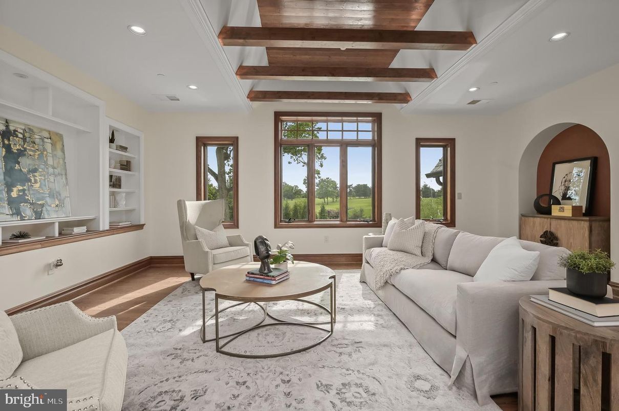 Interior, Living room, Recessed Lighting, Wooden Beams, Wood Texture Flooring