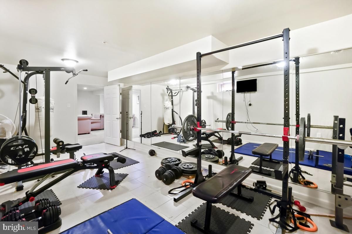 Fitness Equipment, Interior