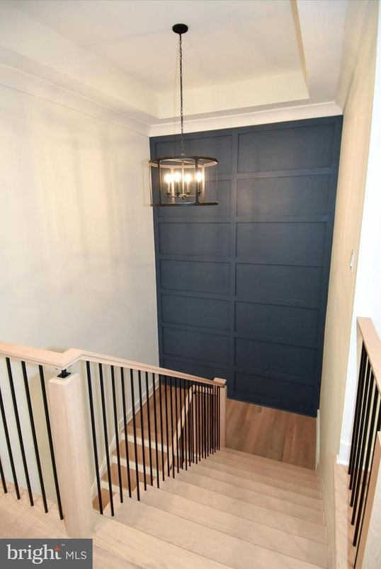 Interior, Pendant Lights, Wood Texture Flooring