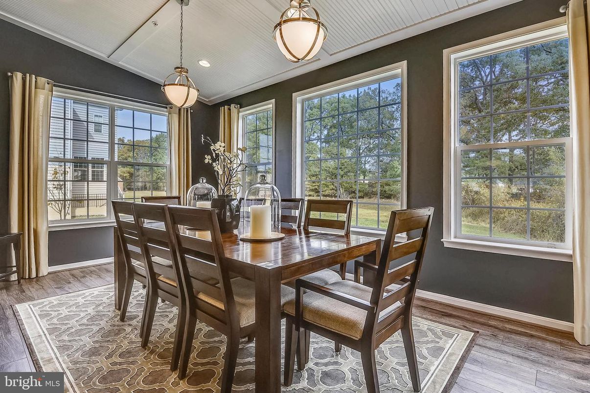 Dining room, Interior, Pendant Lights, Recessed Lighting, Wood Texture Flooring