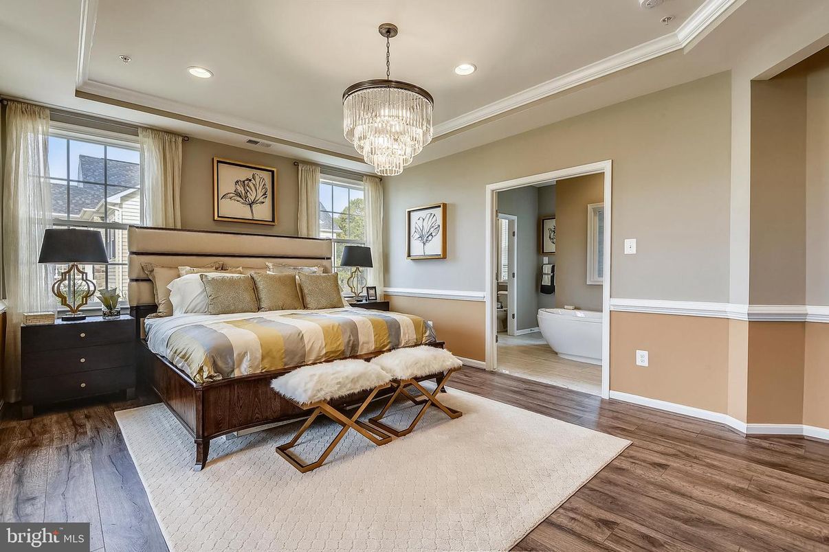 Bathroom, Bedroom, Chandelier, Interior, Recessed Lighting, Wood Texture Flooring