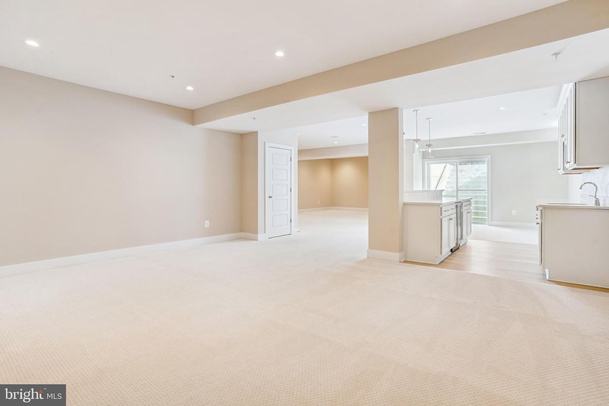 Empty room, Interior, Kitchen, Pendant Lights, Recessed Lighting