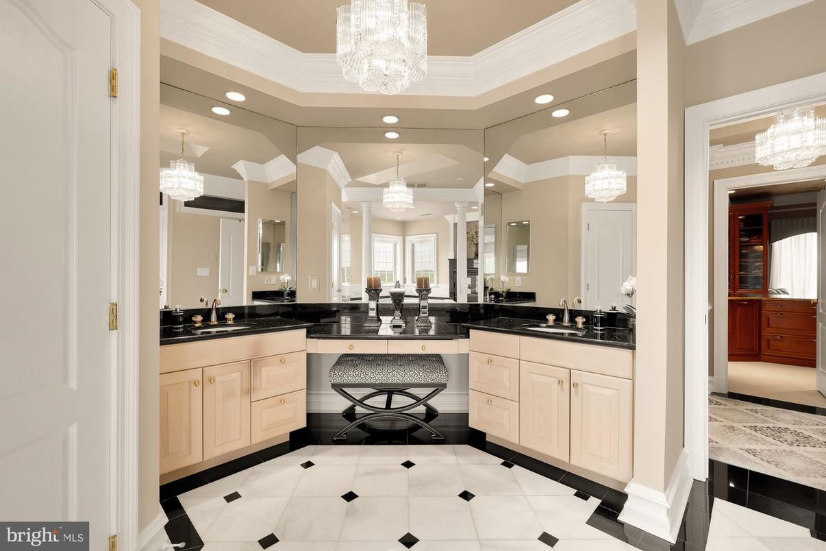Bathroom, Chandelier, Interior, Pendant Lights, Recessed Lighting