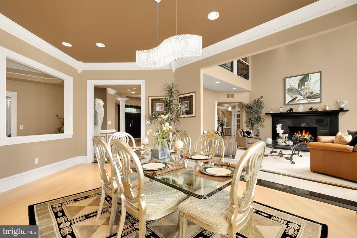 Chandelier, Dining room, Fireplace, Interior, Living room, Recessed Lighting, Wood Texture Flooring