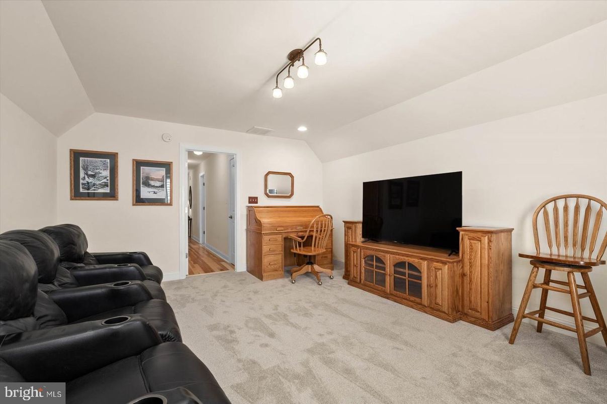 Home Theatre Room, Interior, Recessed Lighting, Theatre Room, Wood Texture Flooring